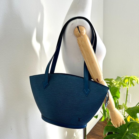 LV Saint-Jacques Epi Bag PM - Picture 7 of 10